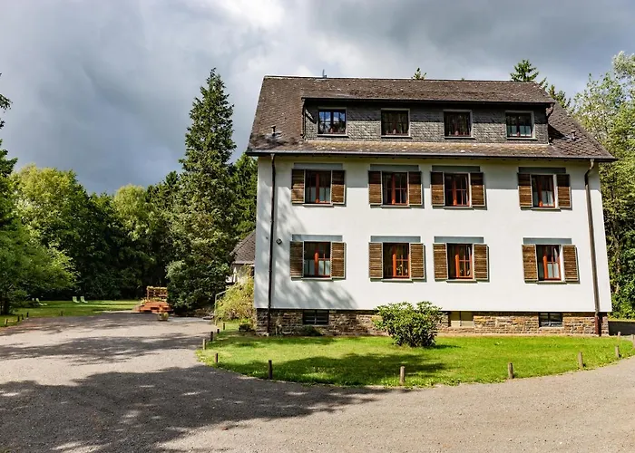 Waldhotel Am Nuerburgring מלון Baar (Rhineland-Palatinate)